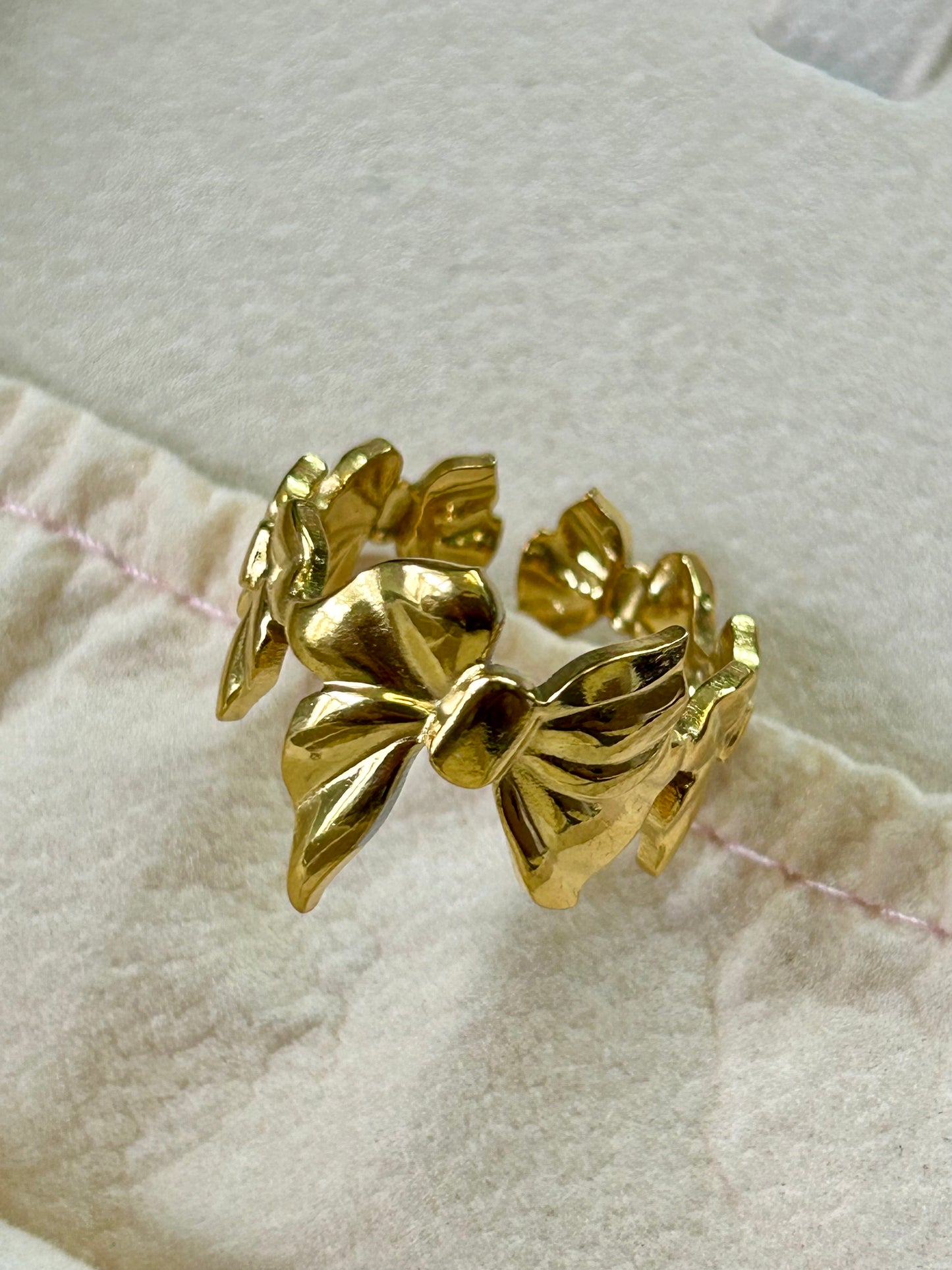 Golden Grace Bow Ring
