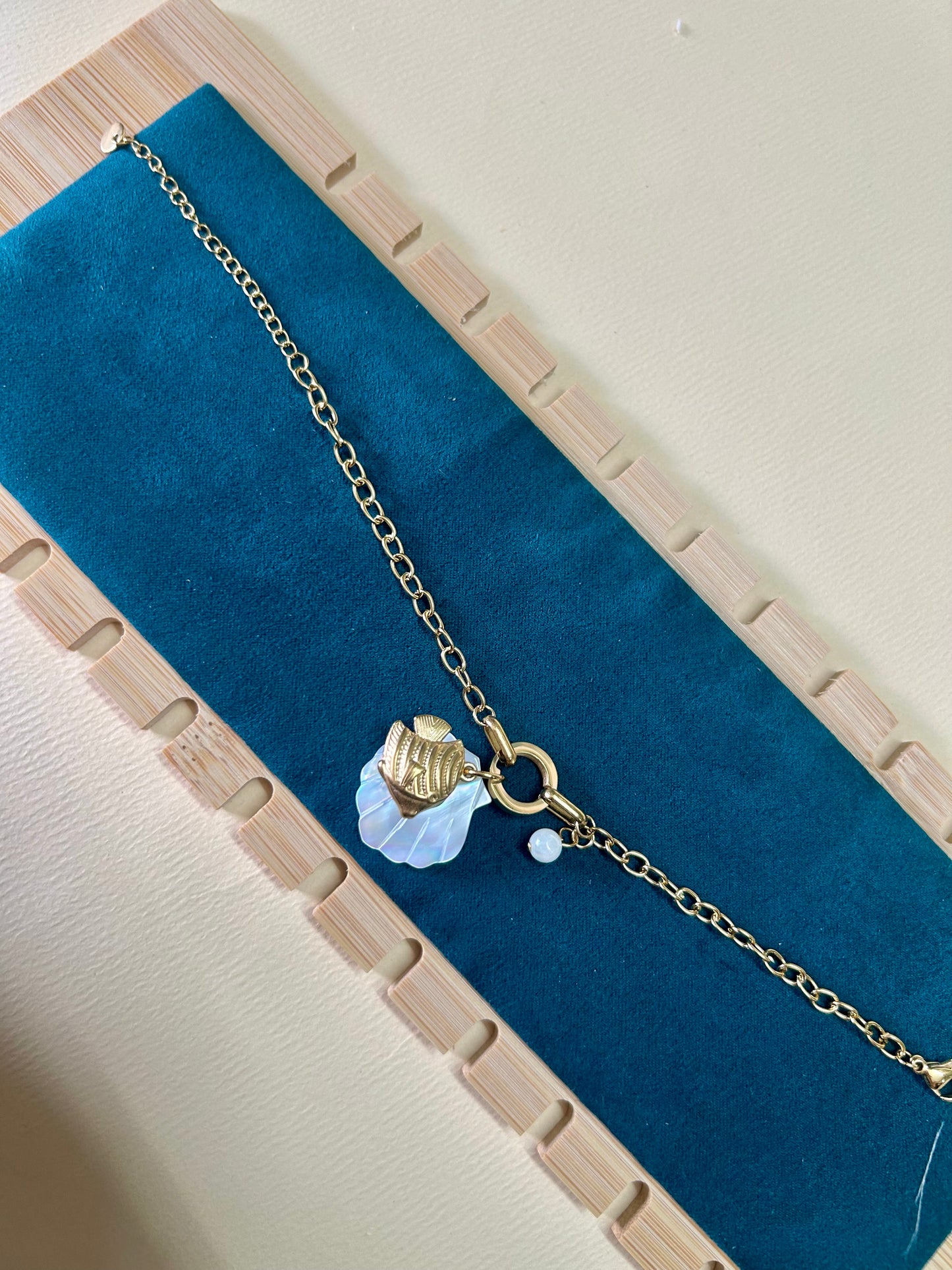 Anti Tarnish Voyage Shell Charm Bracelet