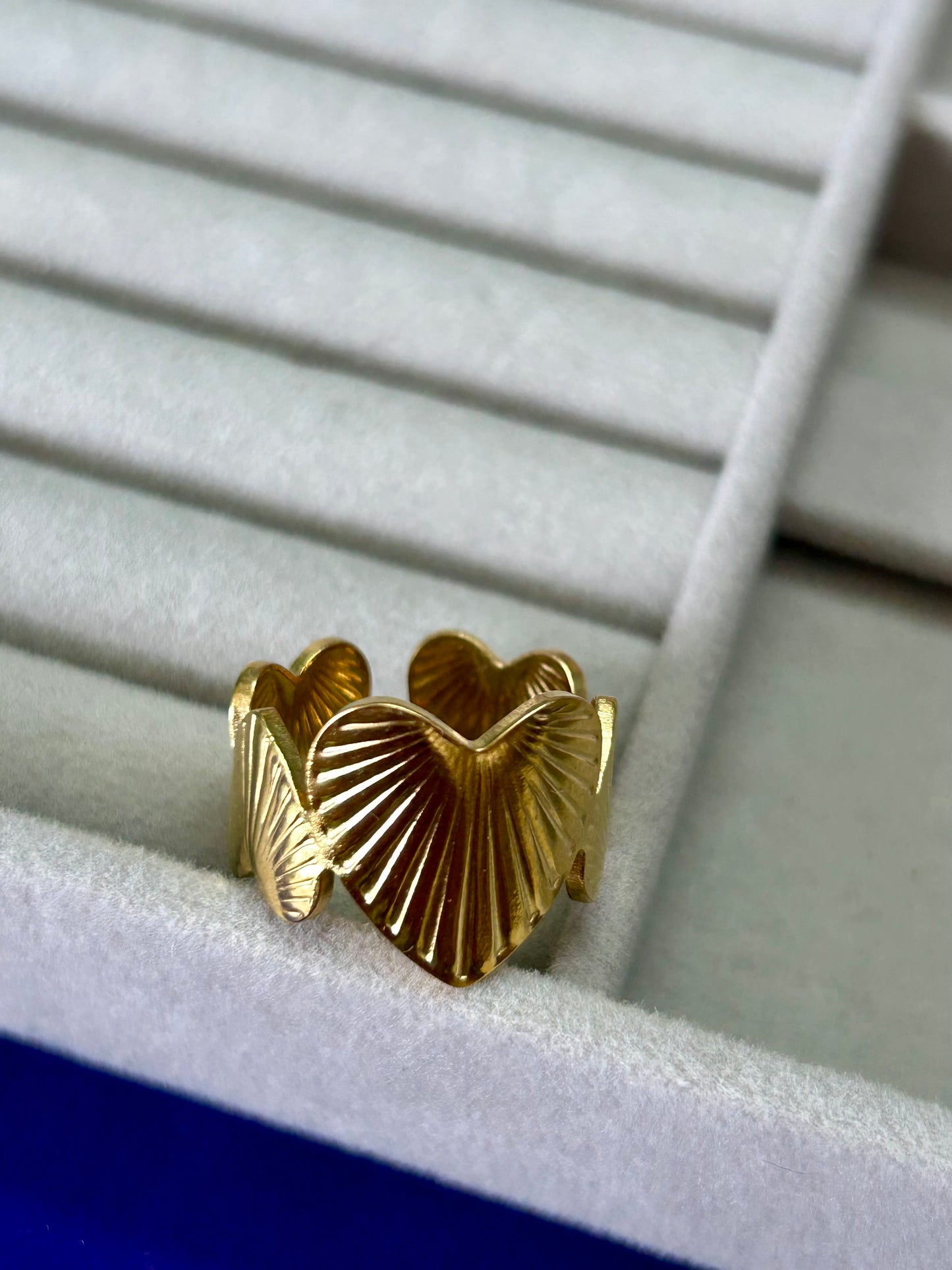 Hearts Band Ring