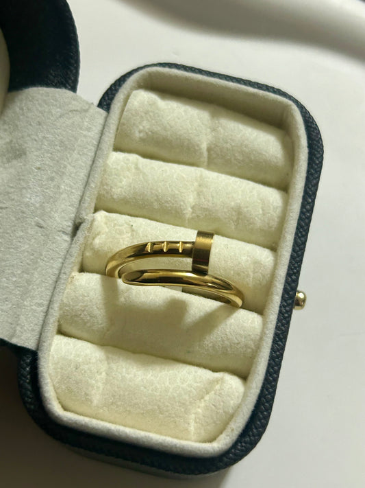 Nail Ring