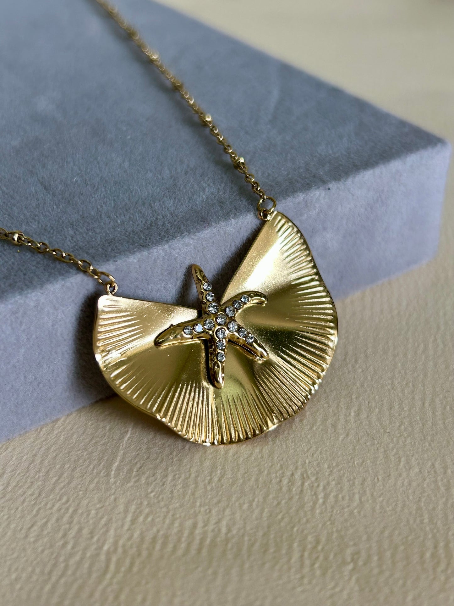 The Shoreline Starfish Necklace