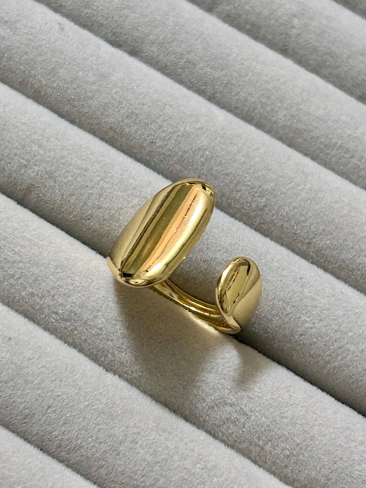 Pebble Glow Ring