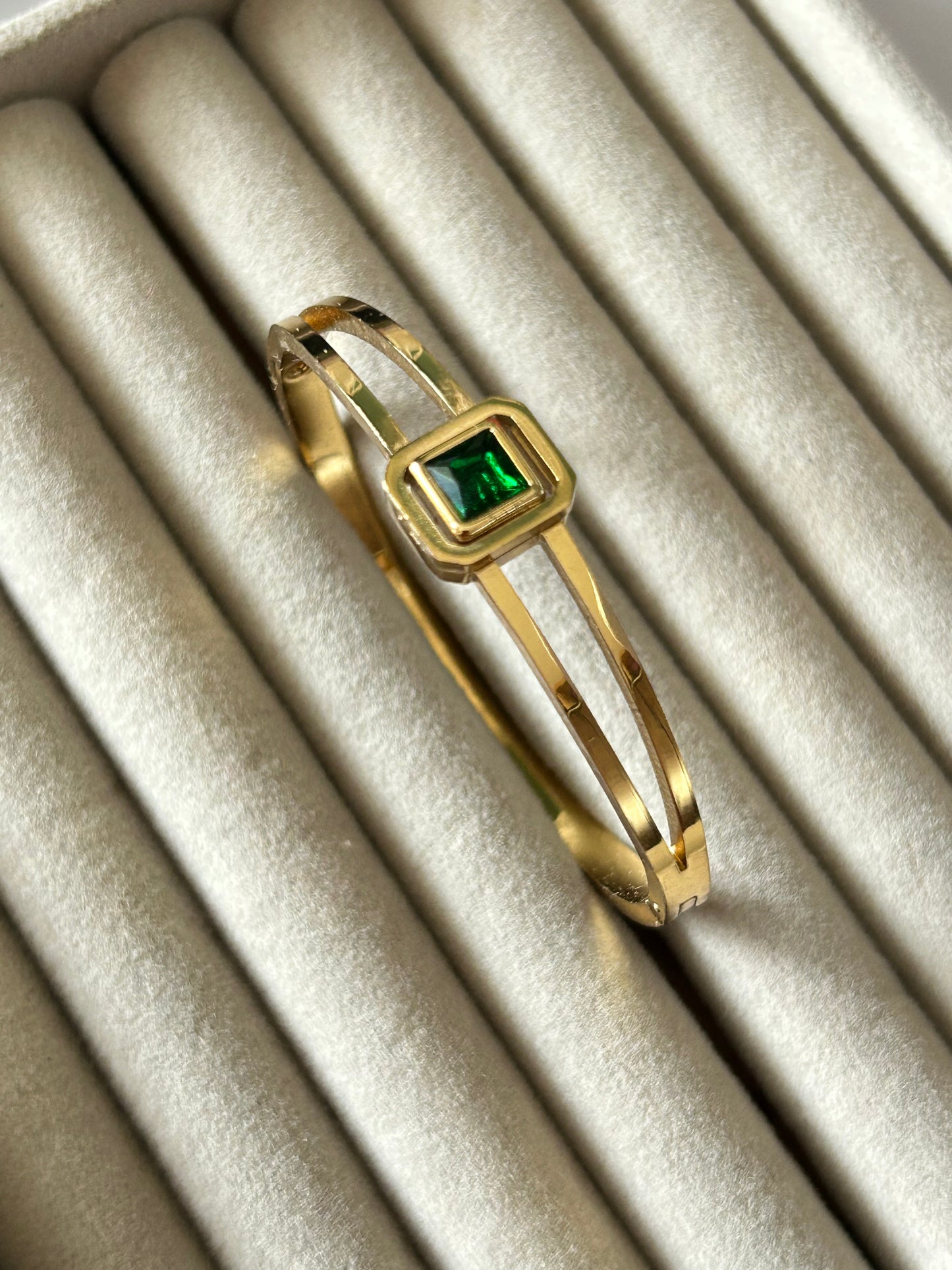 Emerald Bracelet( Thin Bracelet)