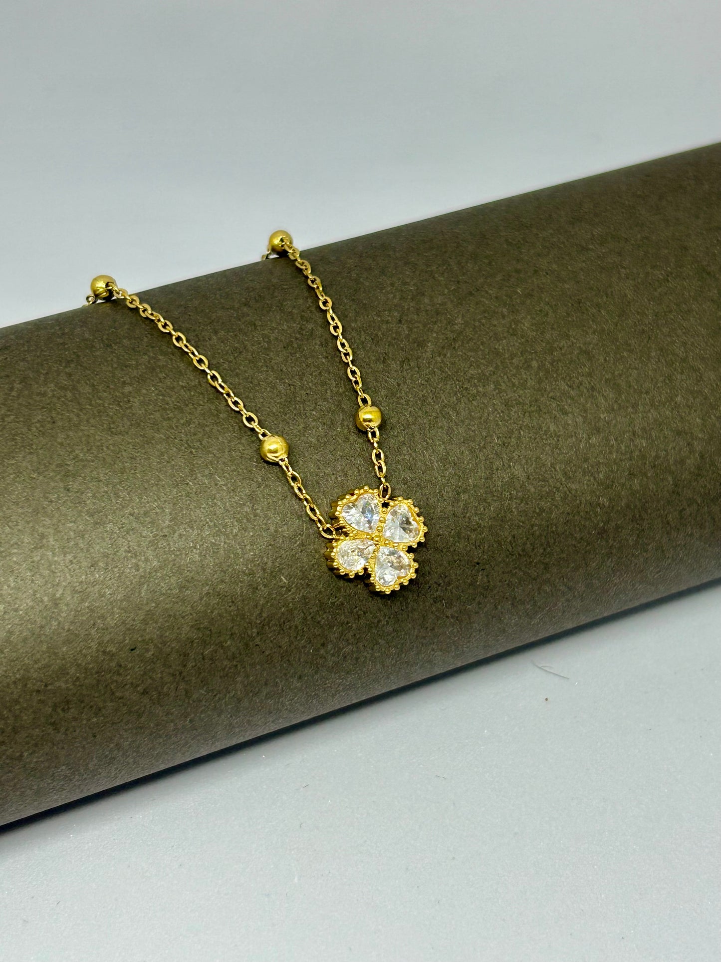 Golden Clover Sparkle Necklace