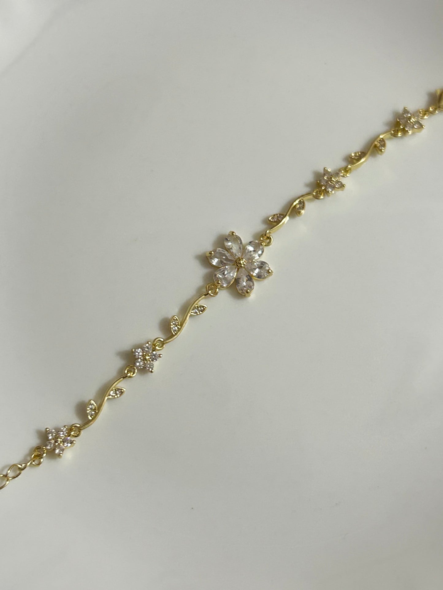 Tulip Chain Bracelet