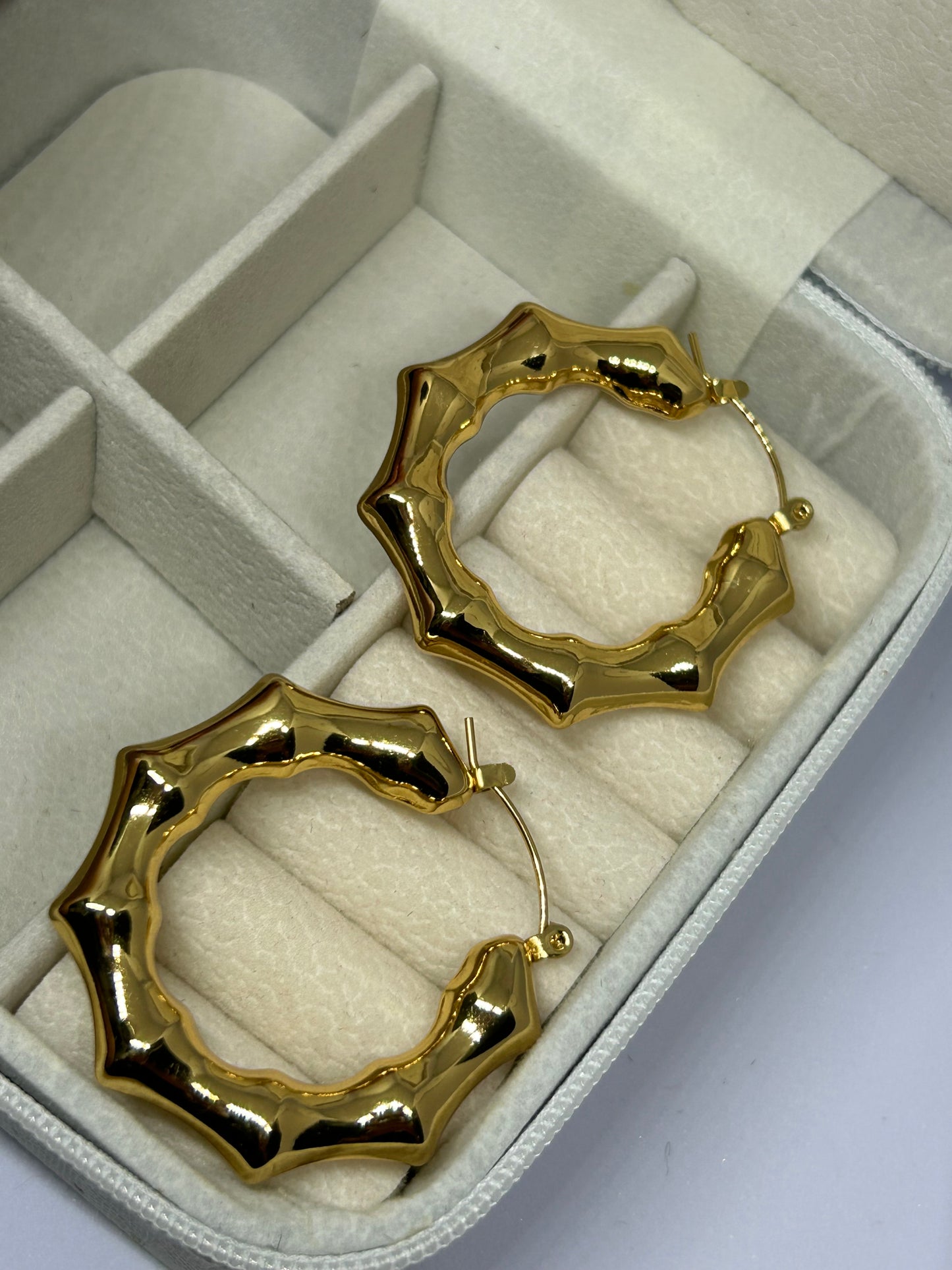 Twirl Chunky Hoops
