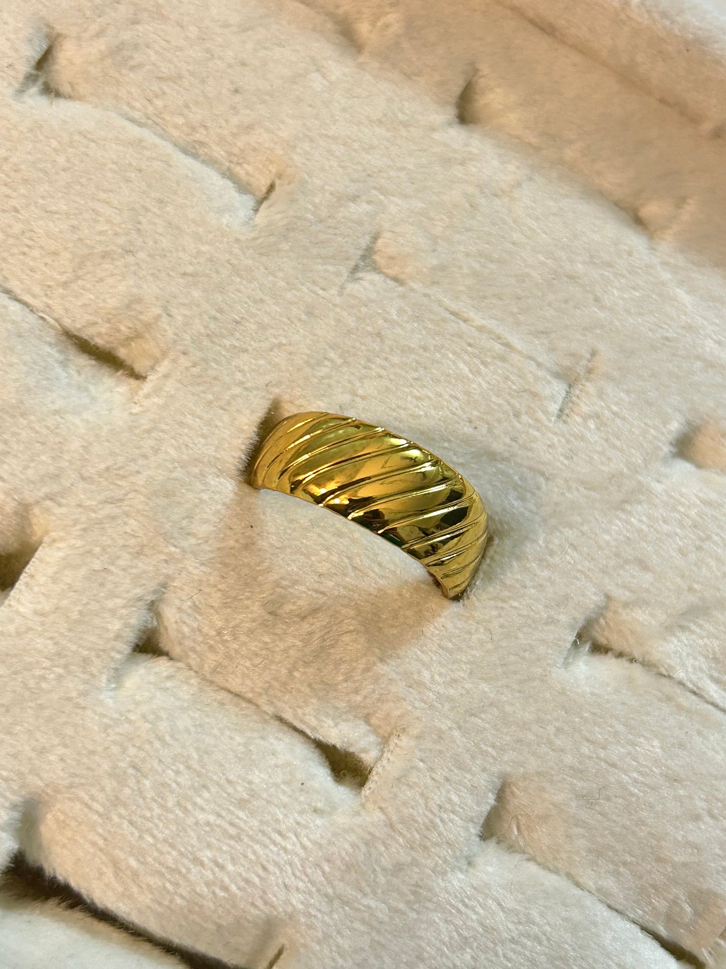 Wave Band