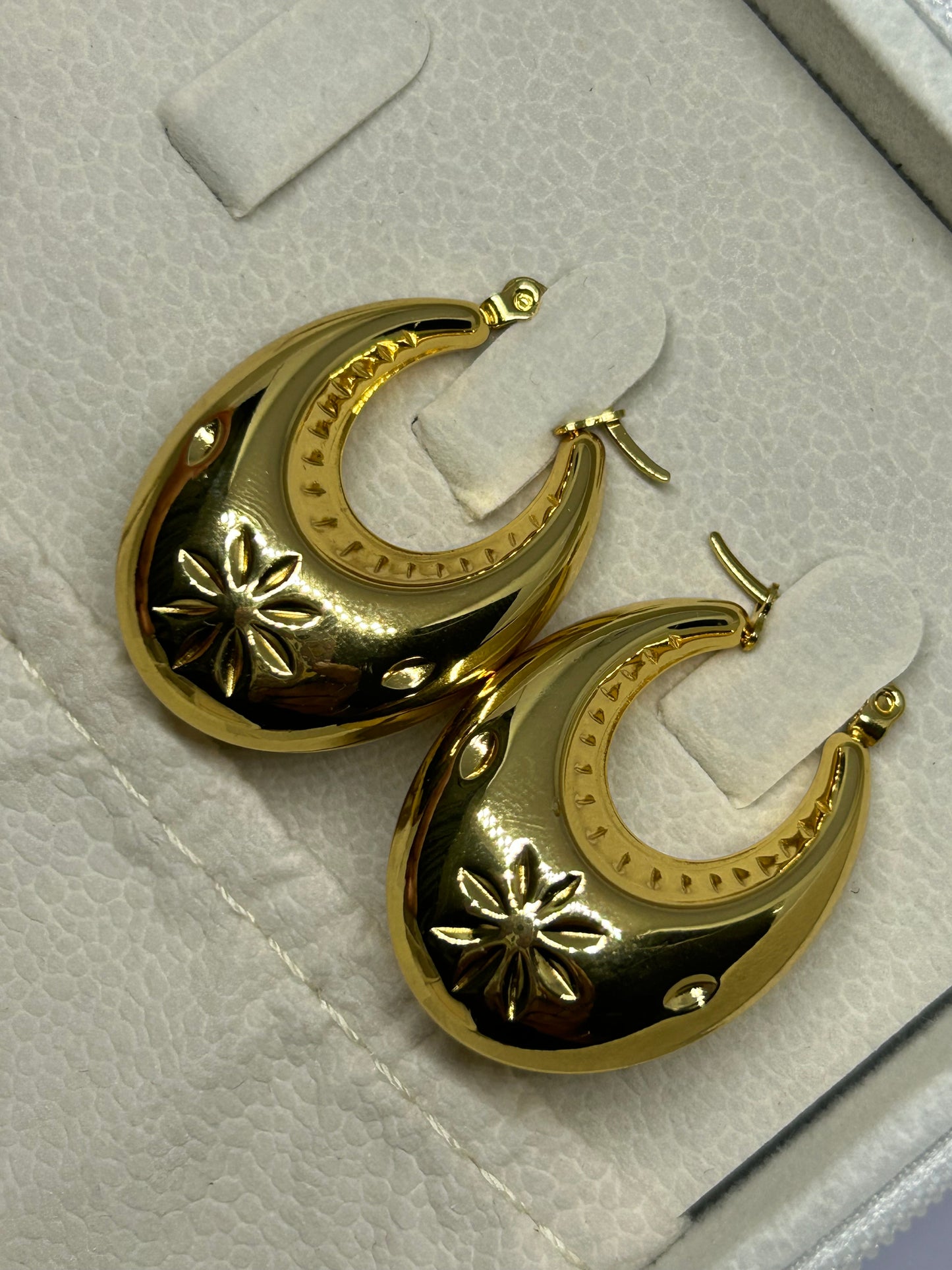 Embedded Hoops