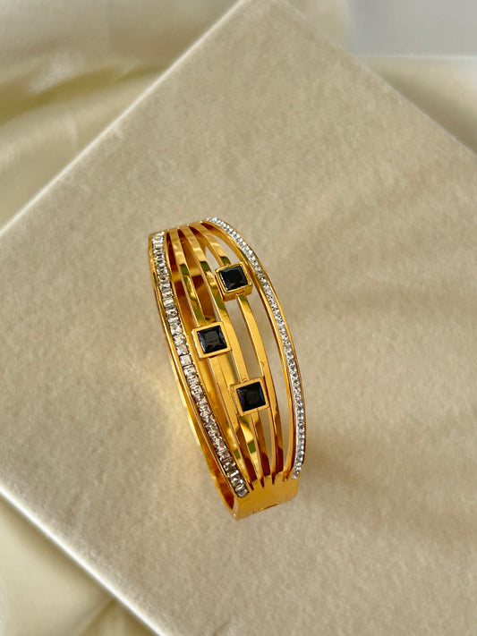 Black Muse Bracelet(Thin Wrist Bracelet)