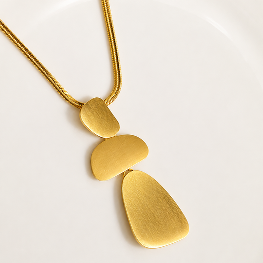 Solene Necklace