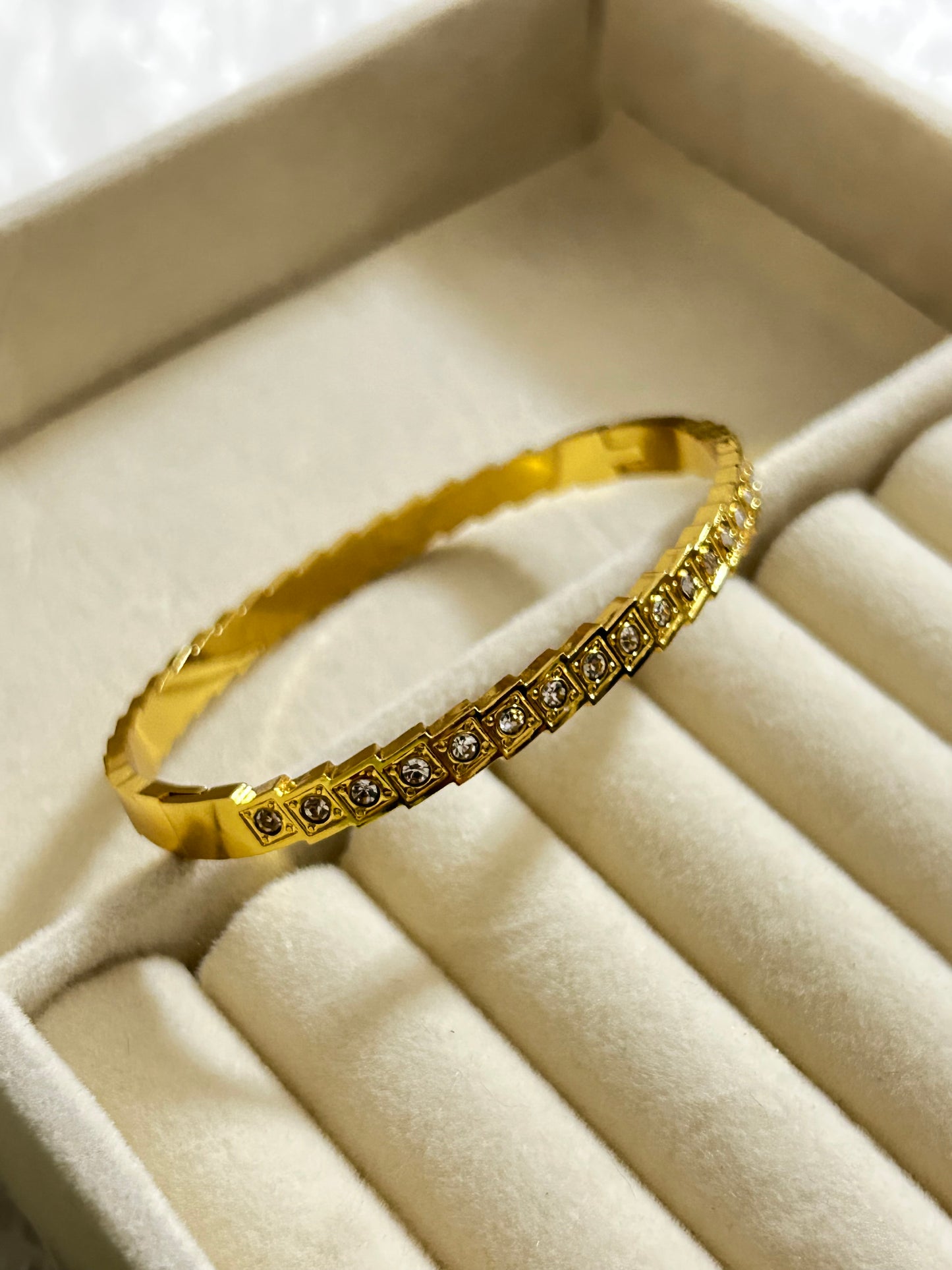 Diamonds Bracelet