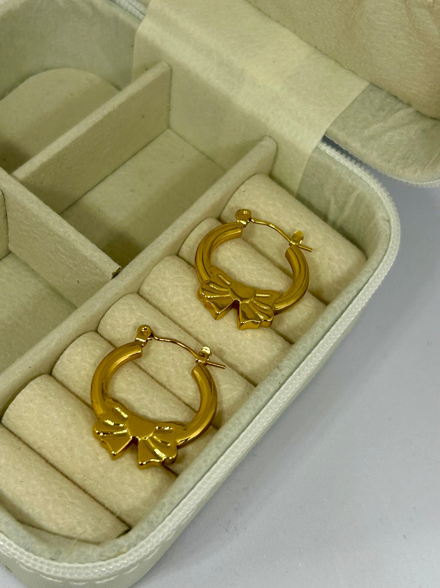 Bow Hoops