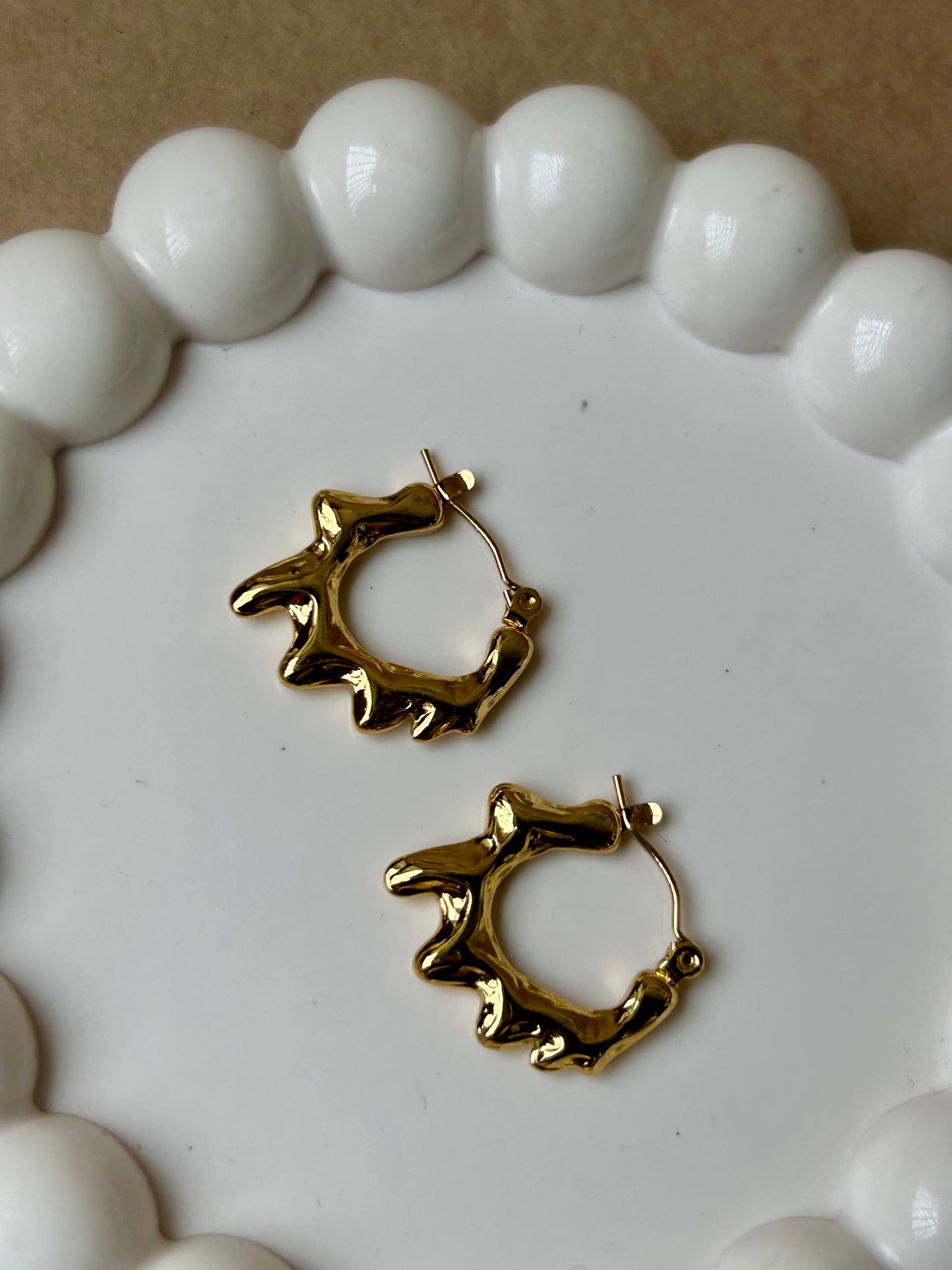 Anti Tarnish Molten Wave Hoops