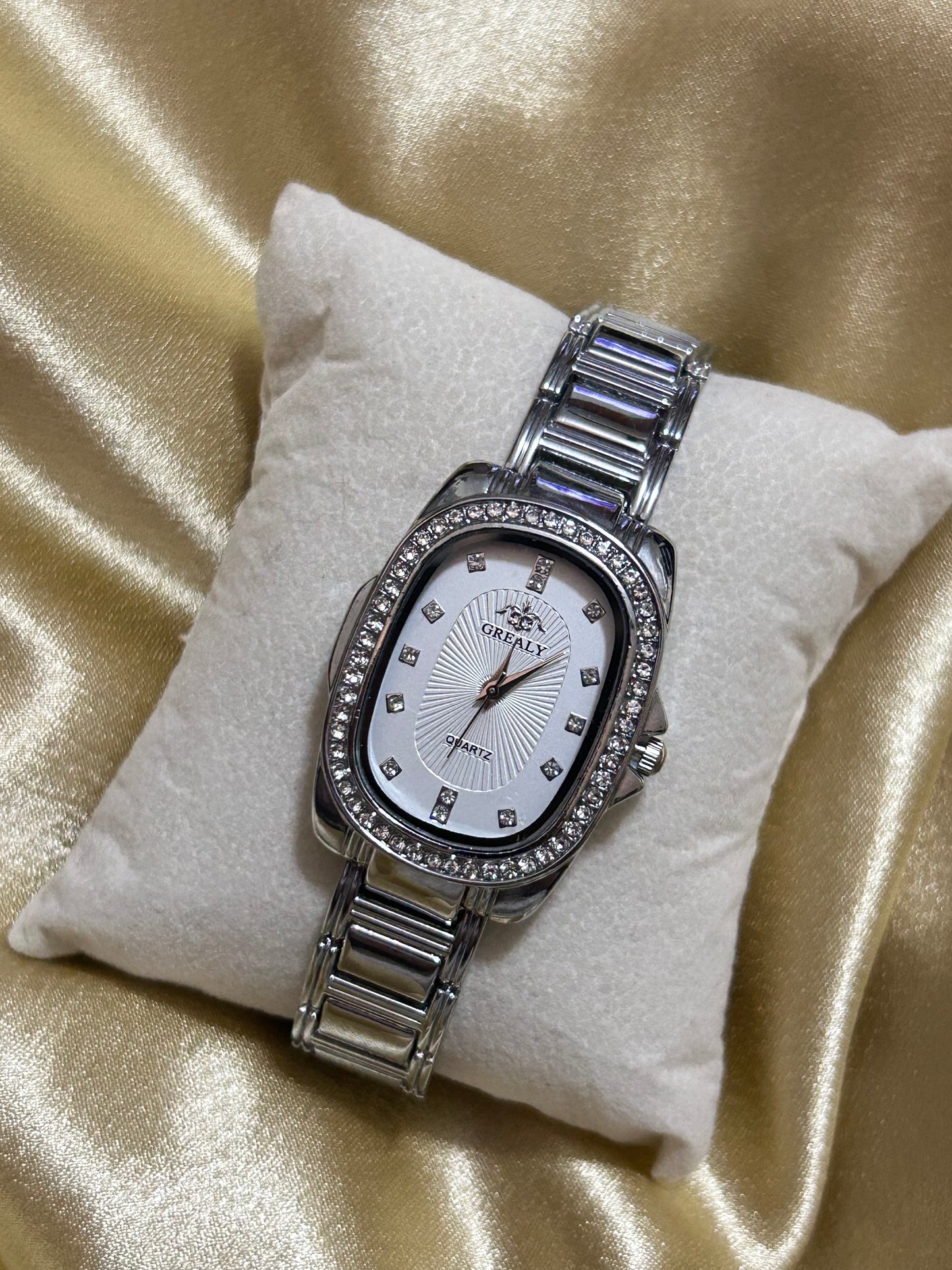 Old Money Vintage Watch(Silver Belt)