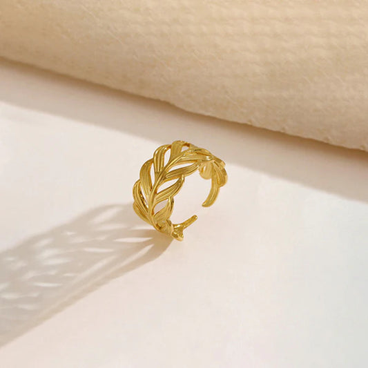 Contemporary Adjustable Ring