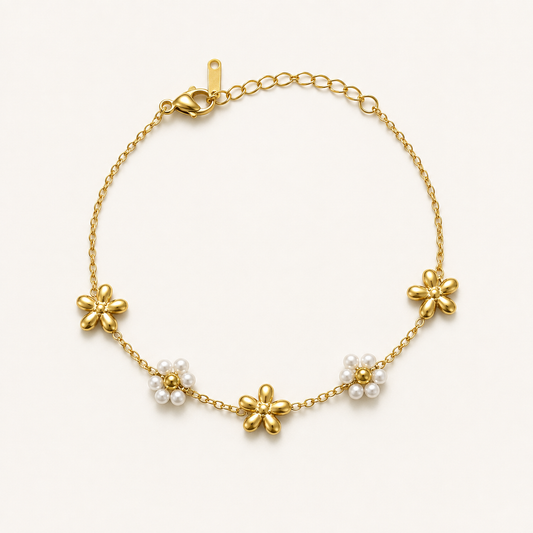 White & Gold Daisy Bracelet