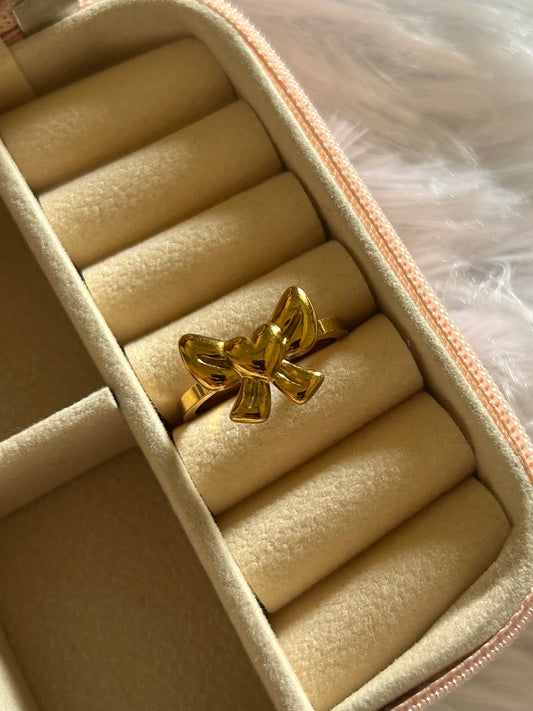 Bow Heart Ring