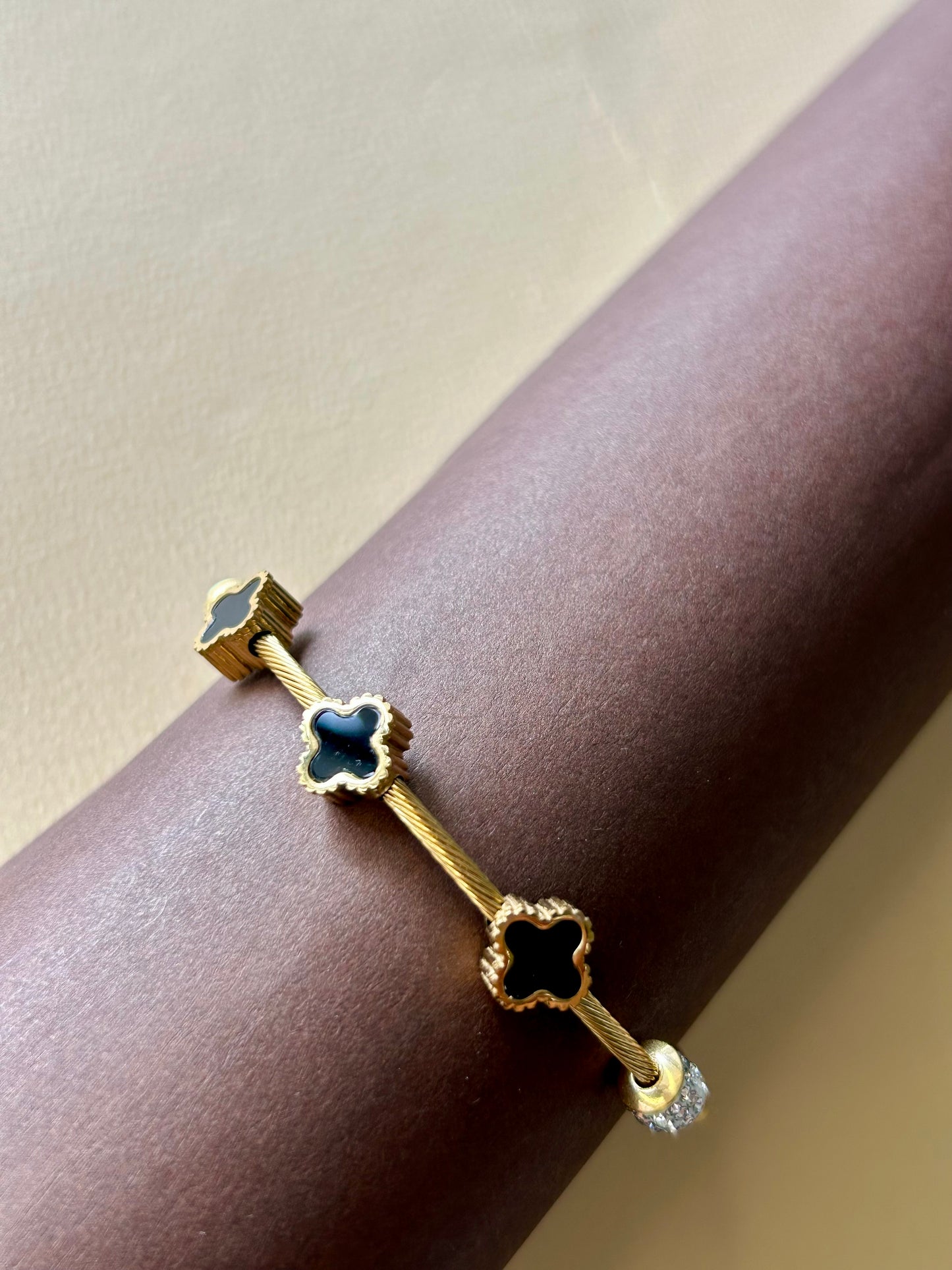 Midnight Clover Cable Bracelet