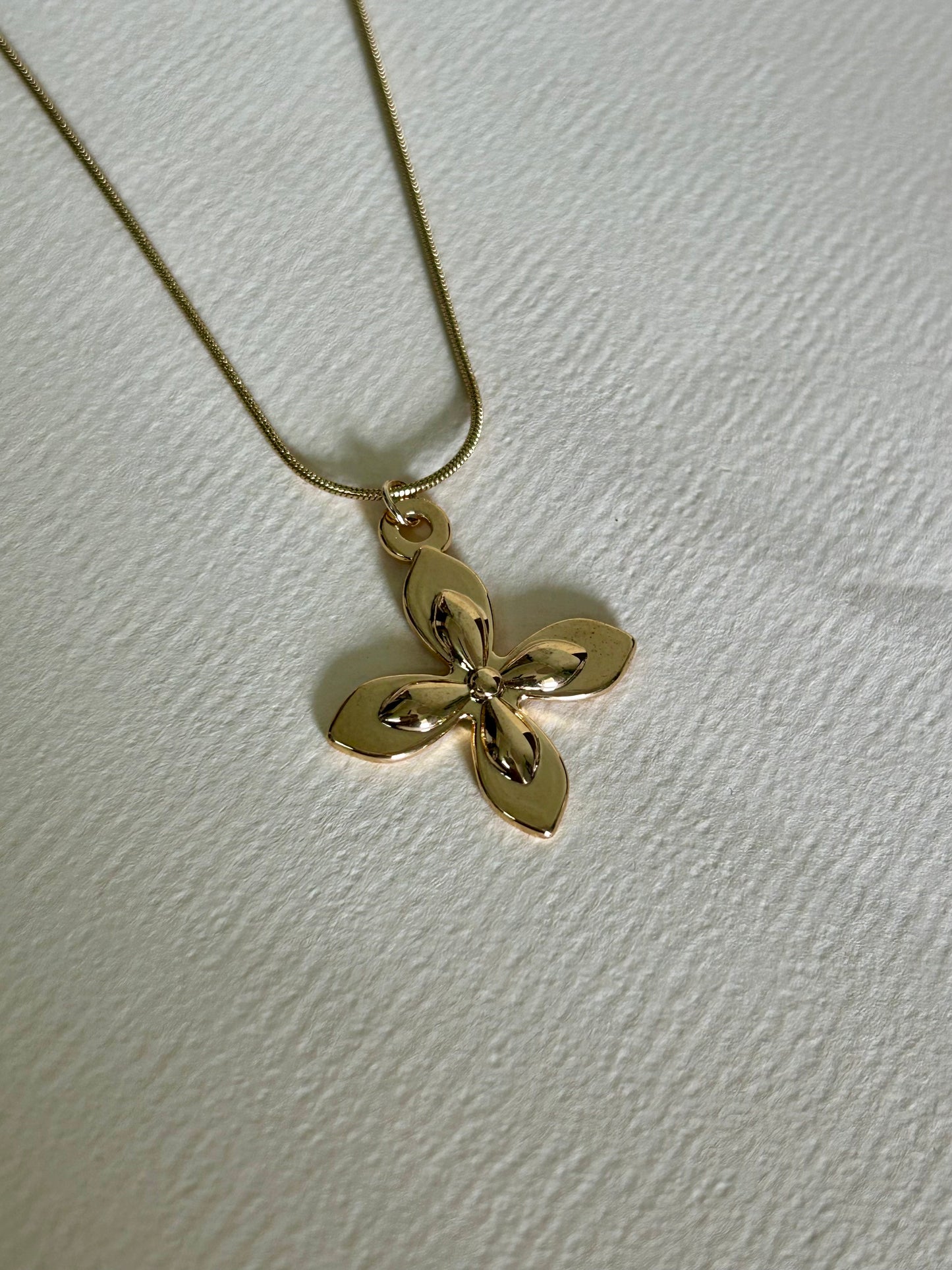 The Golden Blossom Necklace