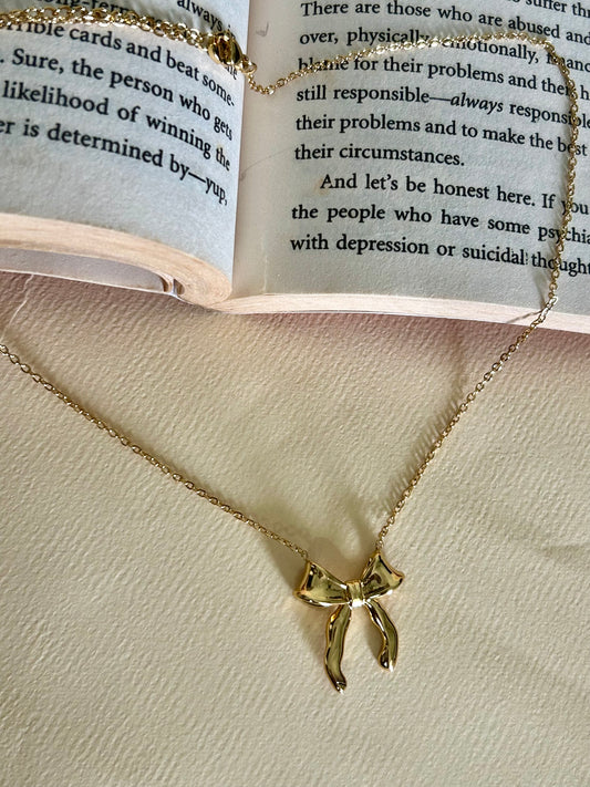 Bow Necklace