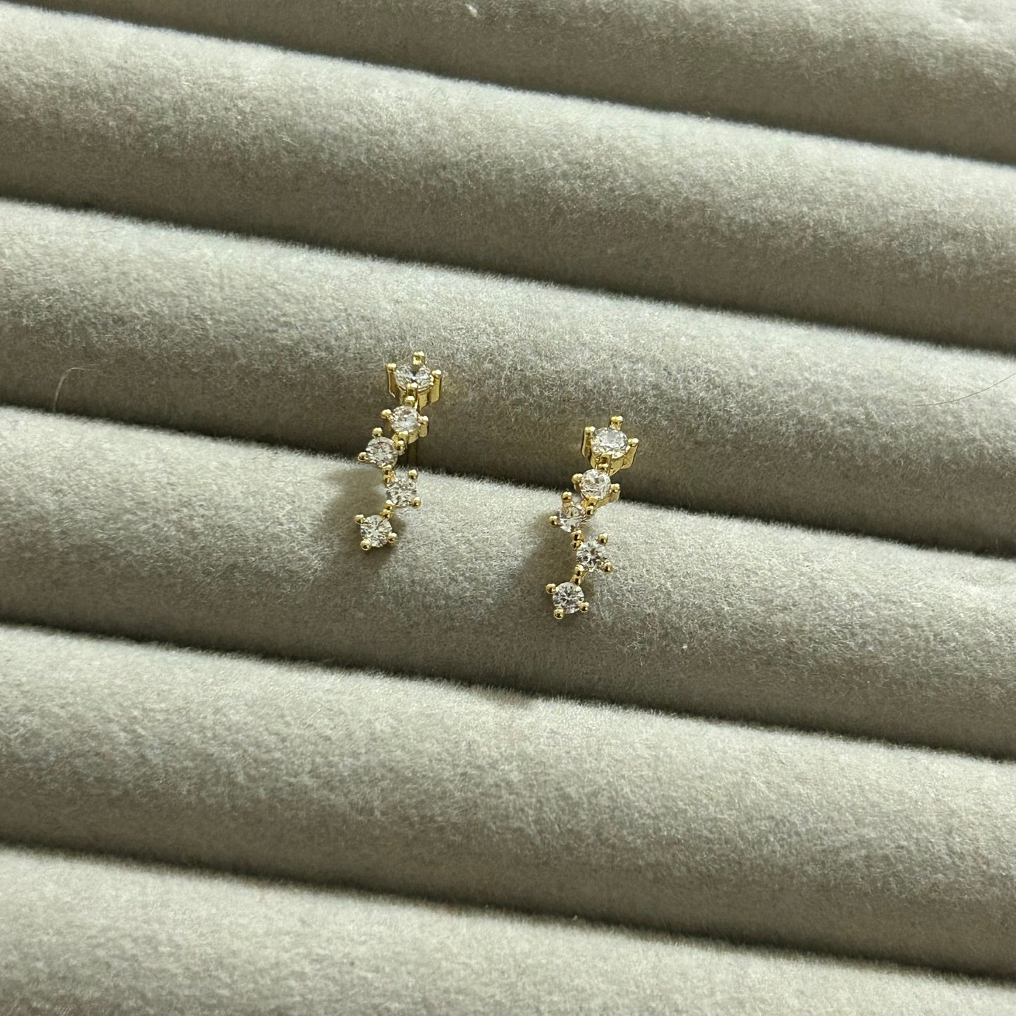 Dainty Diamonds Studs
