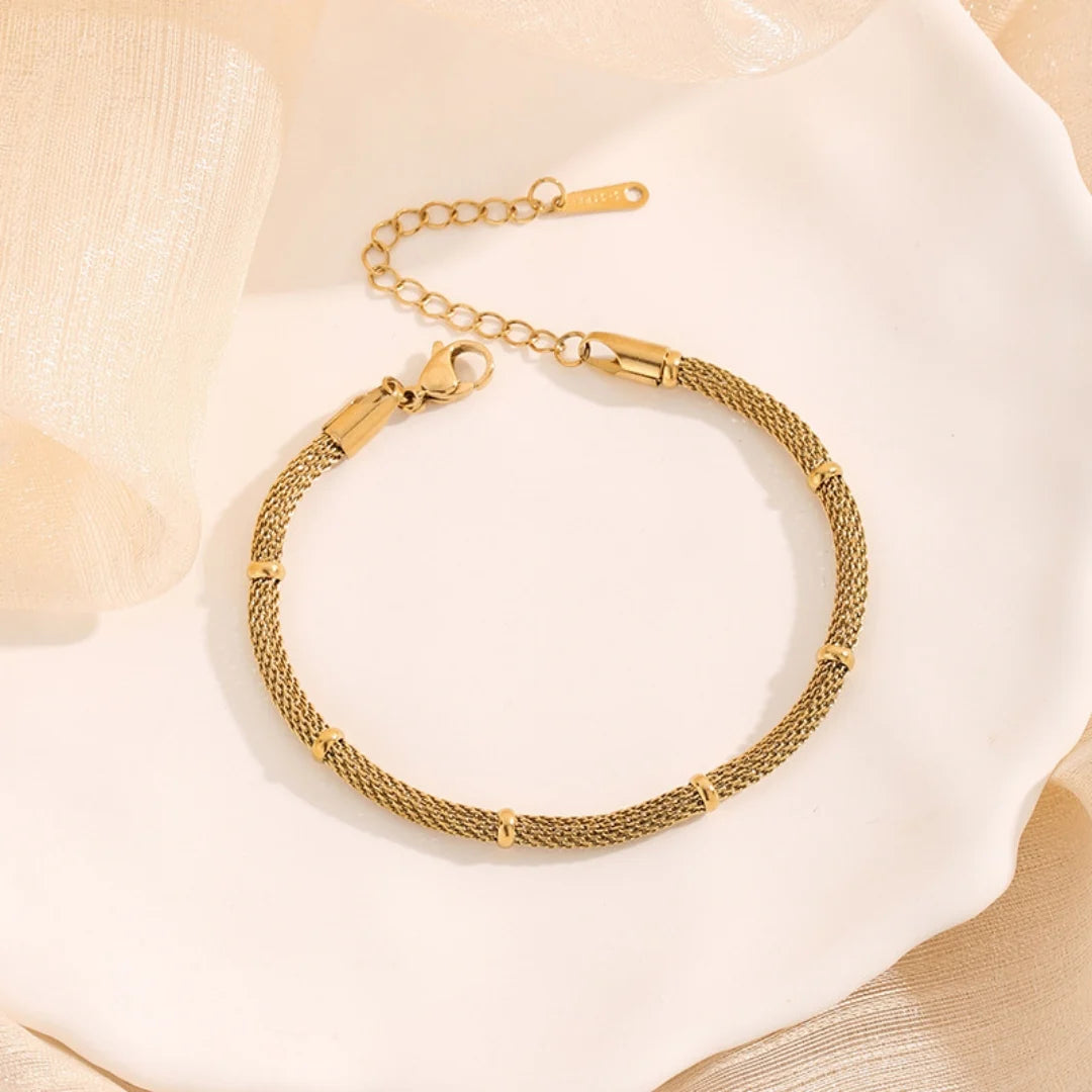 Golden Link Bracelet