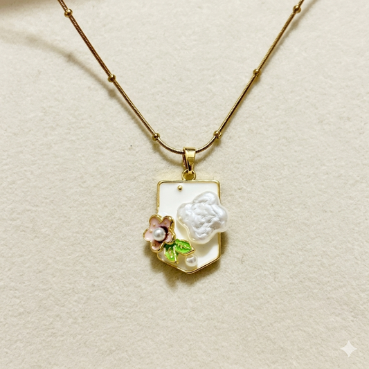 White Floral Necklace