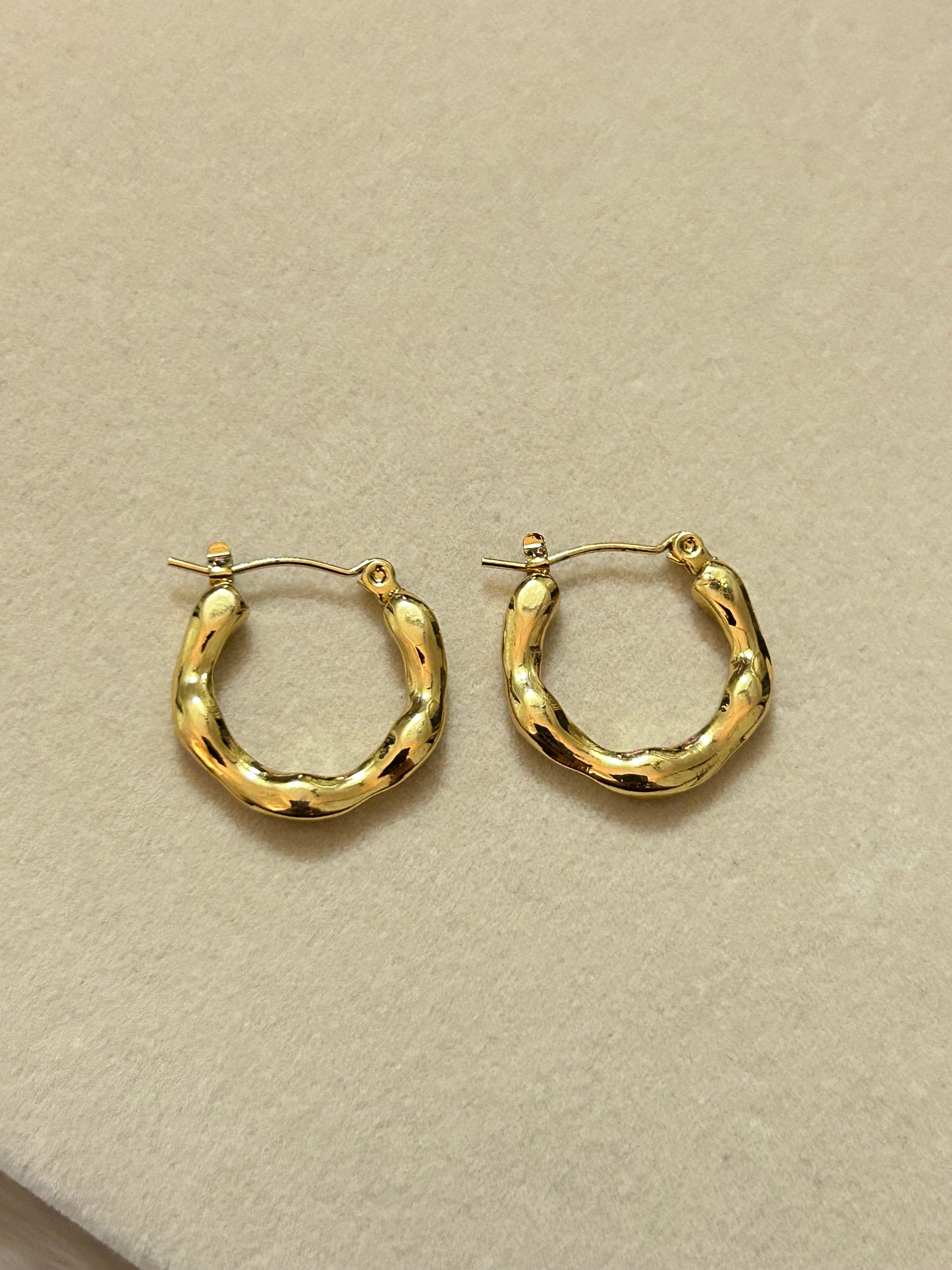 Liquid Hoops