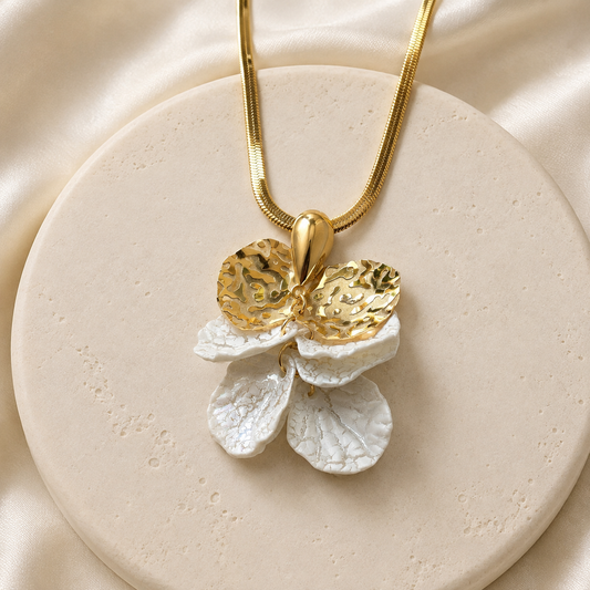 Ivory Bloom Necklace