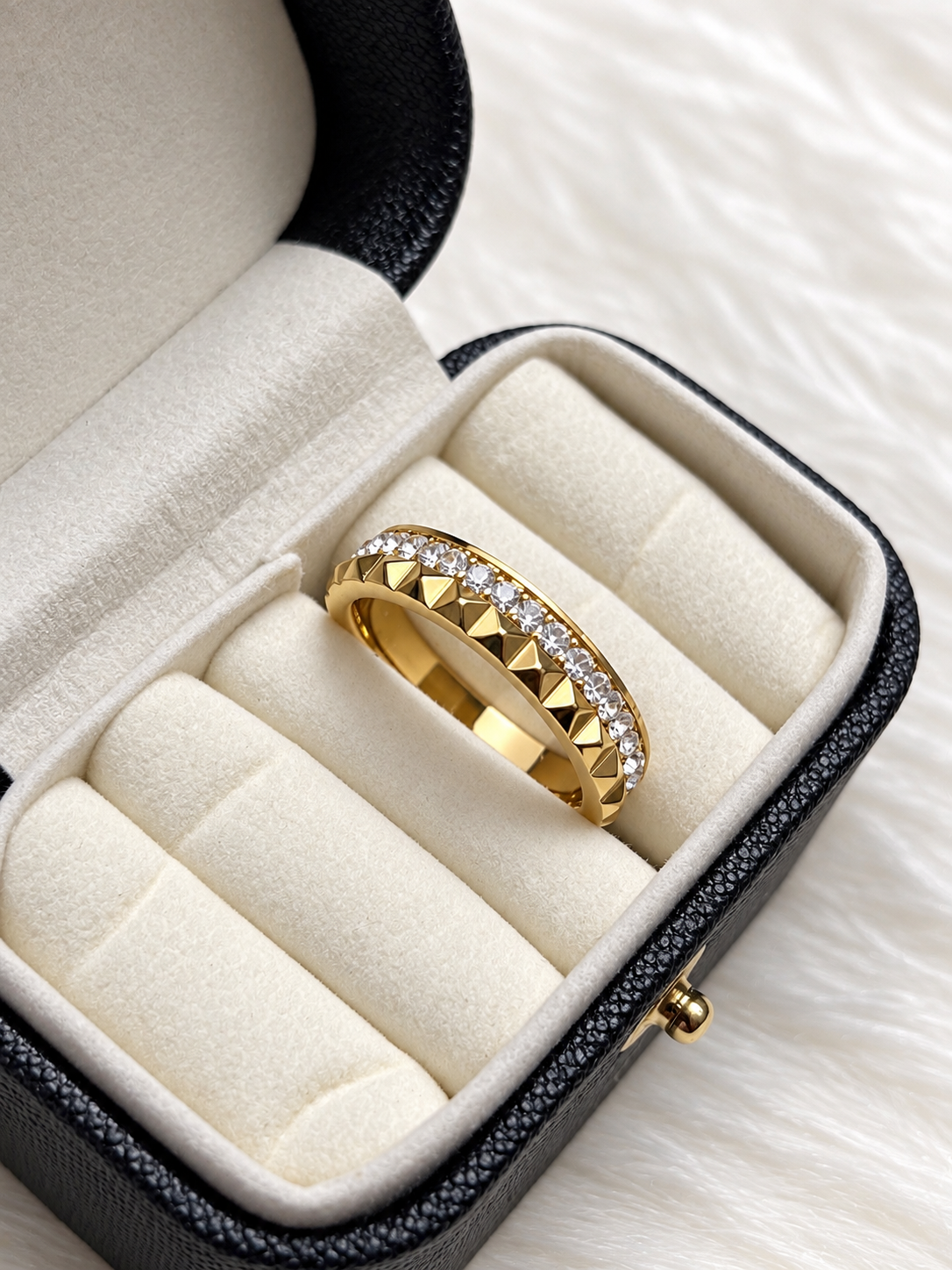 Luxe Edge Band