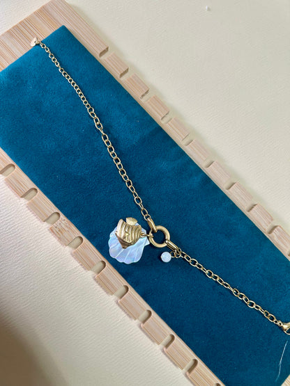 Anti Tarnish Voyage Shell Charm Bracelet