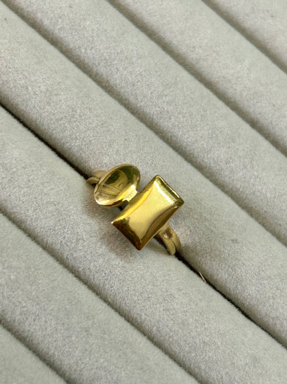 Bold Duality Ring