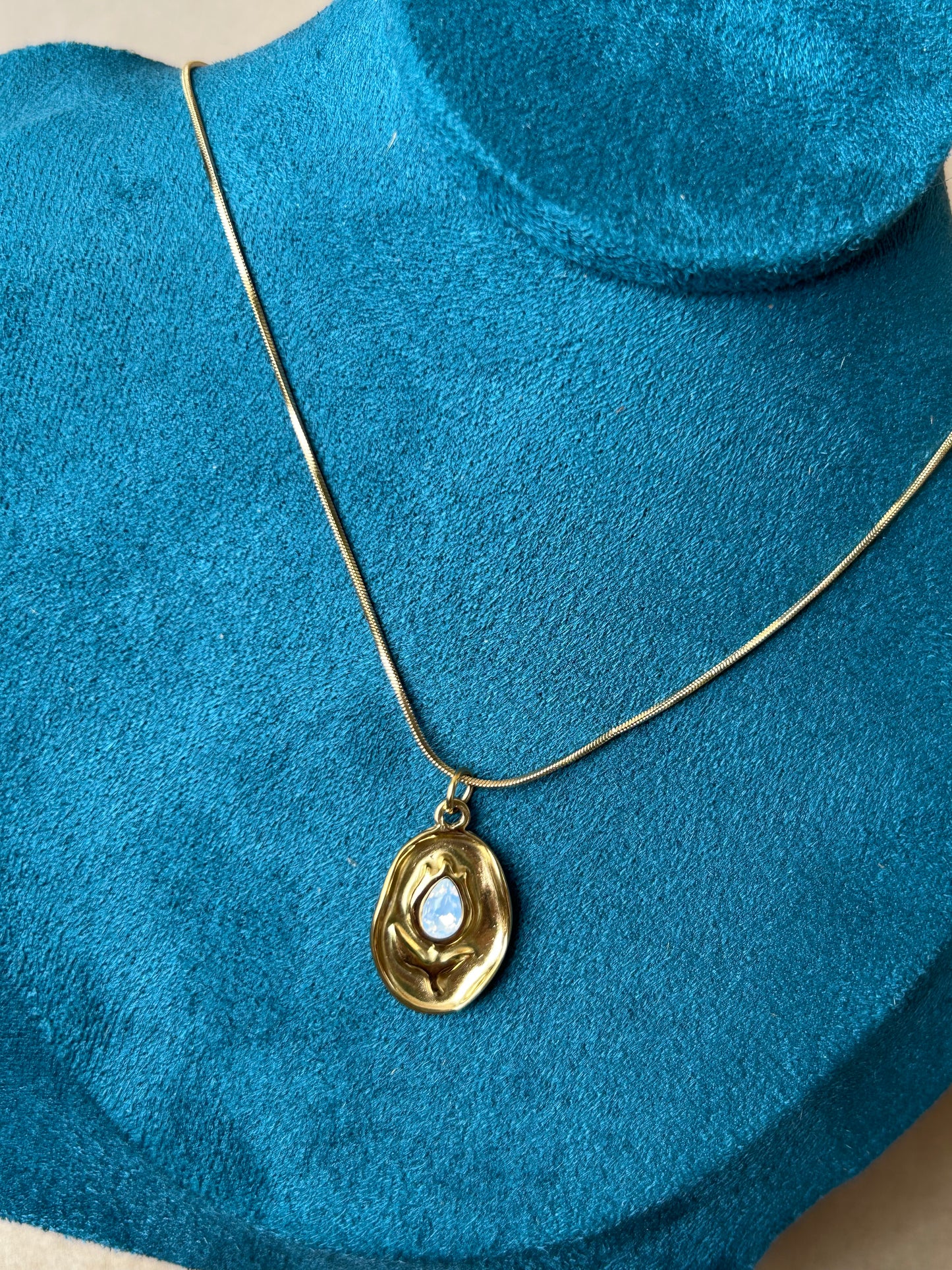 Aurora Bloom Pendant Anti Tarnish