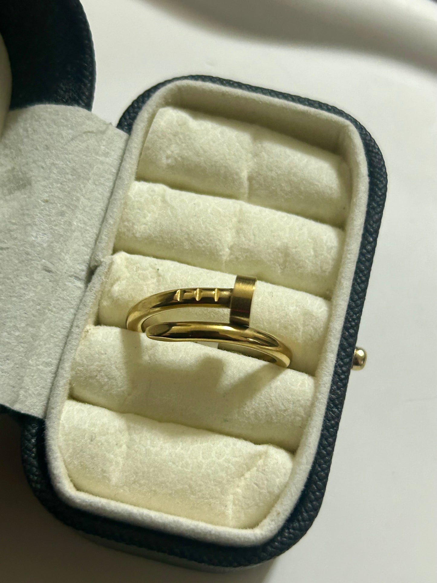 Nail Ring