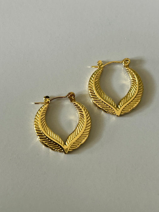 Round Leaf Shape Hoops