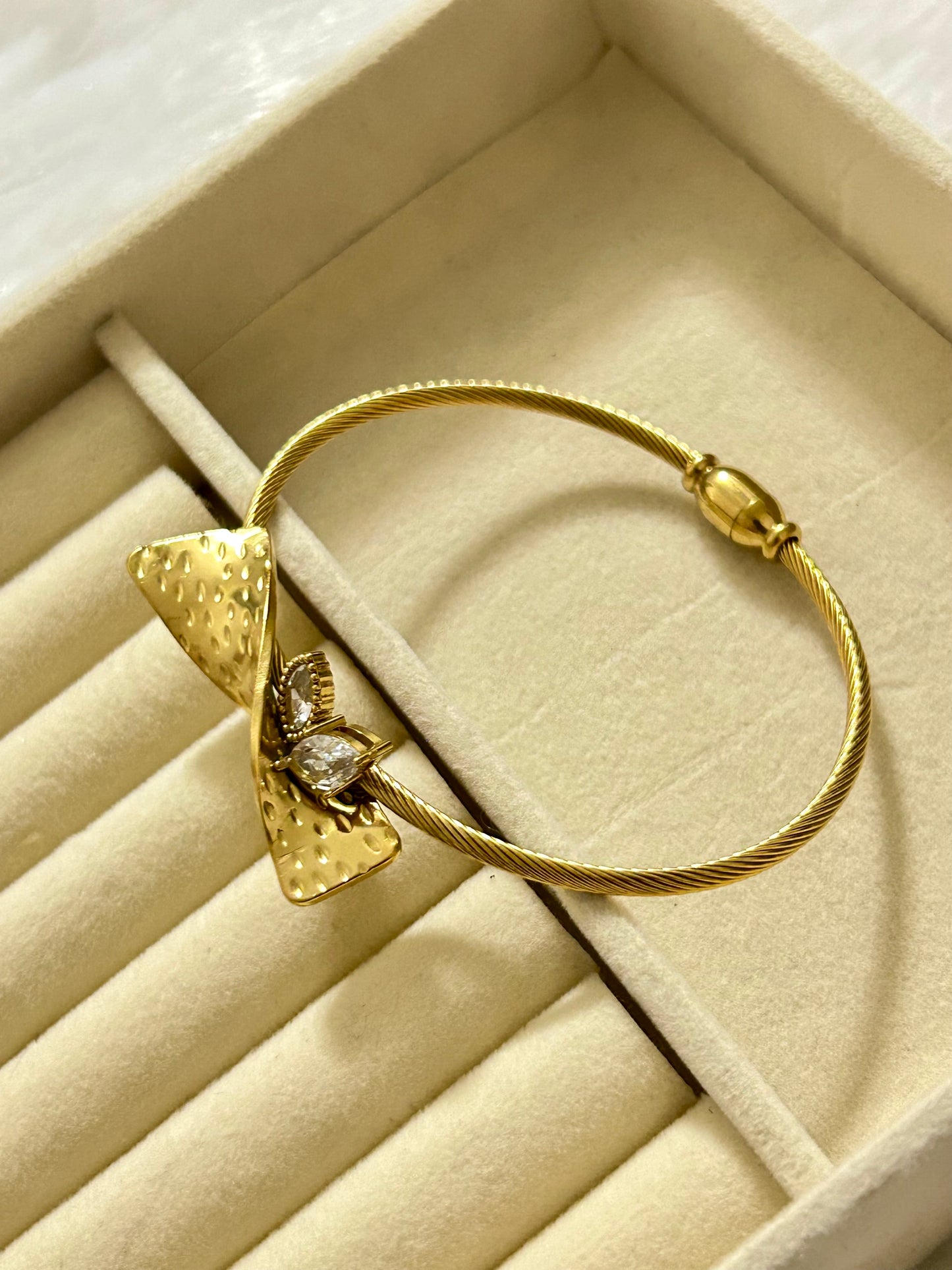 Luxe Ribbon Bangle