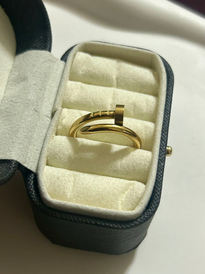Nail Ring