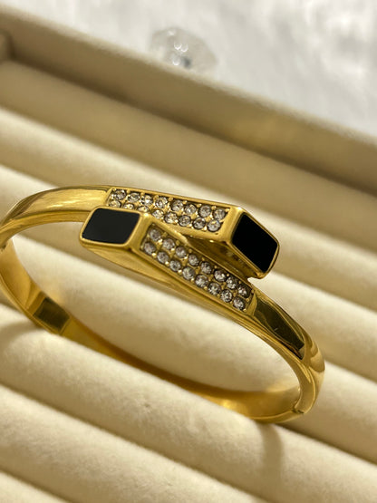 Luxe Black Bracelet