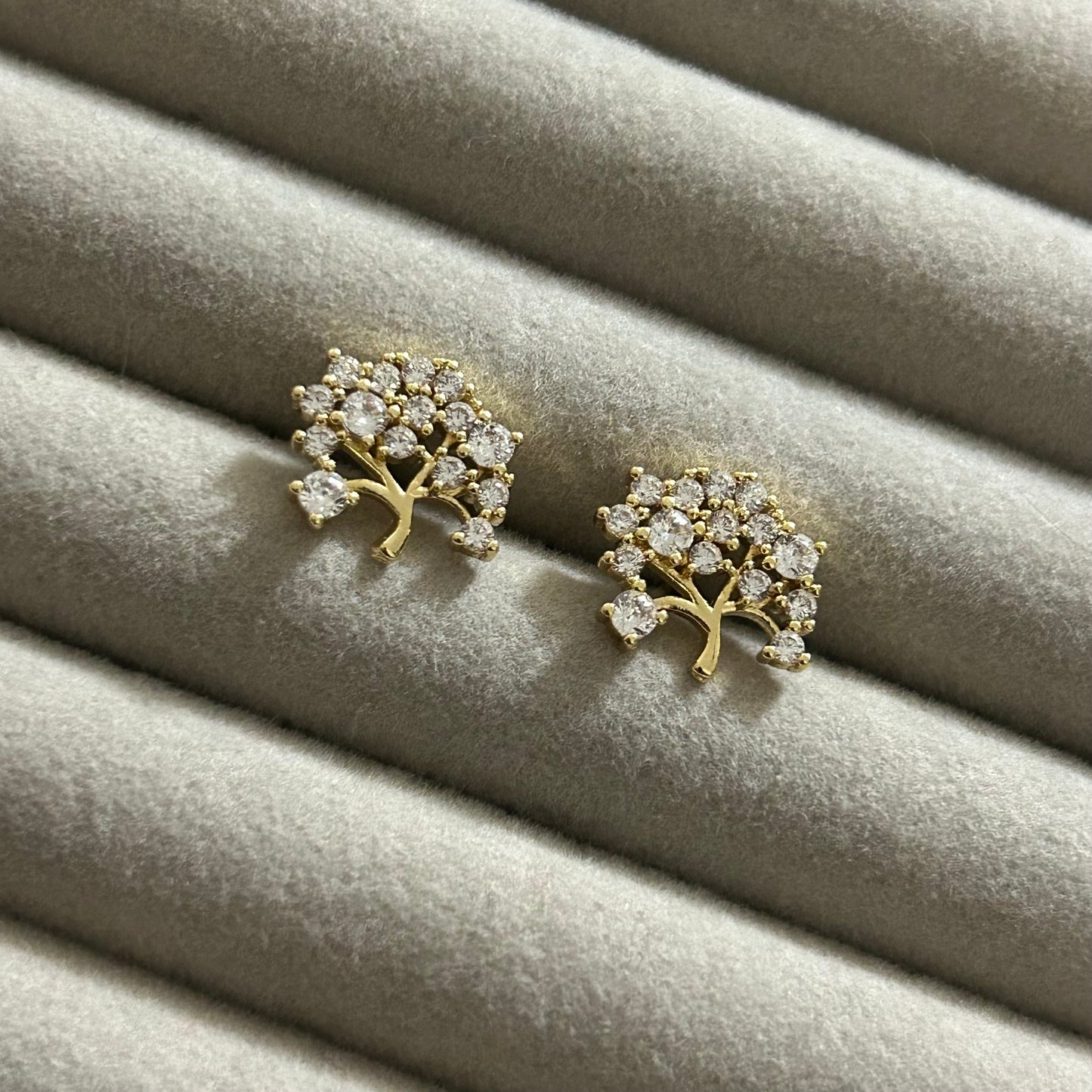 Tree Studs