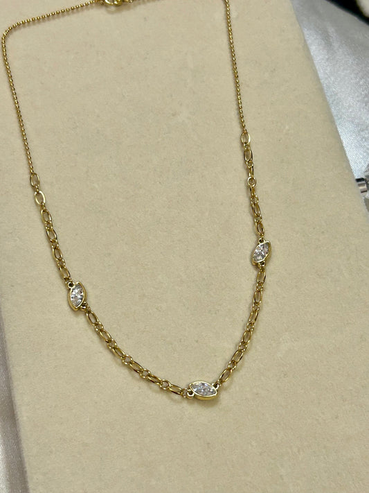Diamond & Chain Necklace