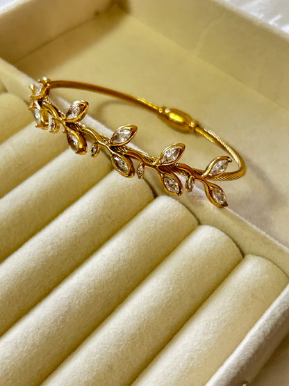 Leaf Bracelet