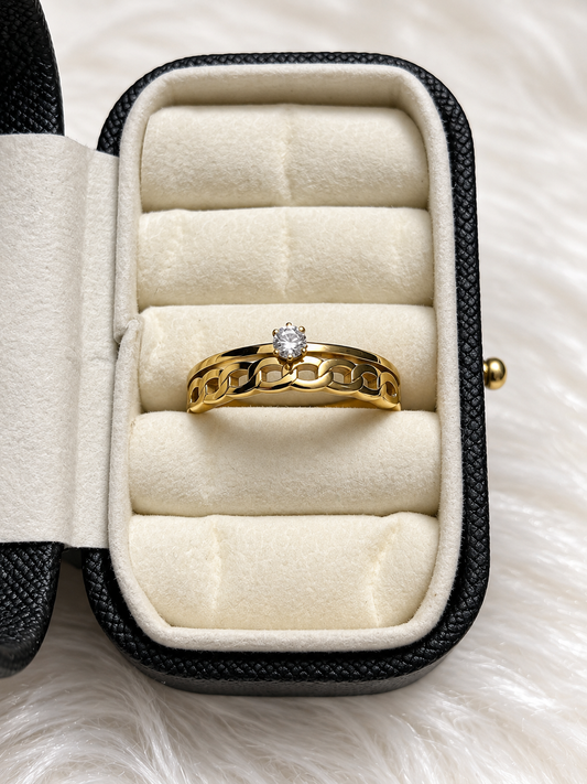 Link Solitaire Ring