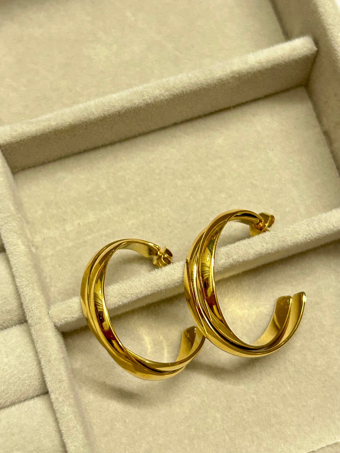 Round Hoops