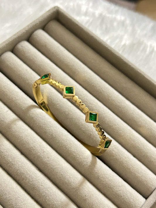Emerald Bracelet(Thin Wrist)