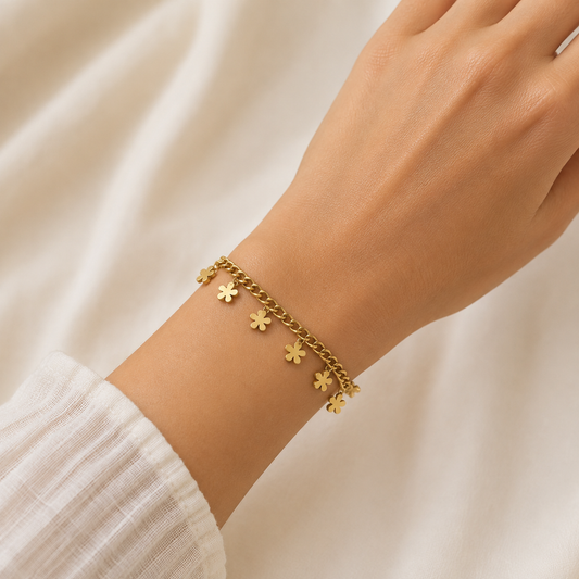 Dainty Clover Bracelet