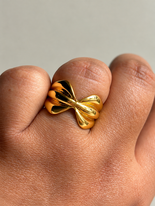 Bow Adjustable Ring