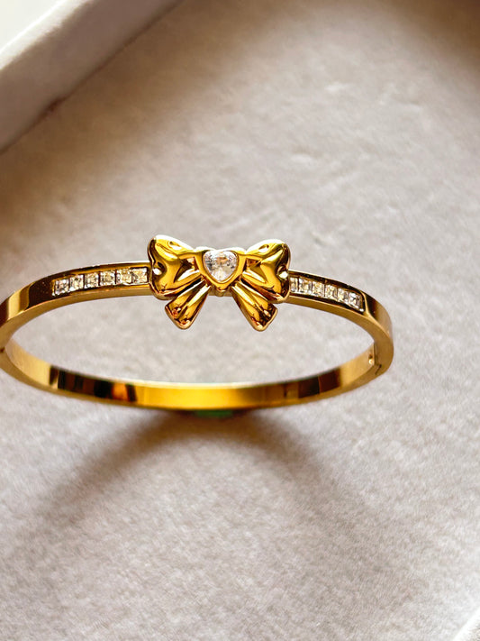 Bow Bracelet