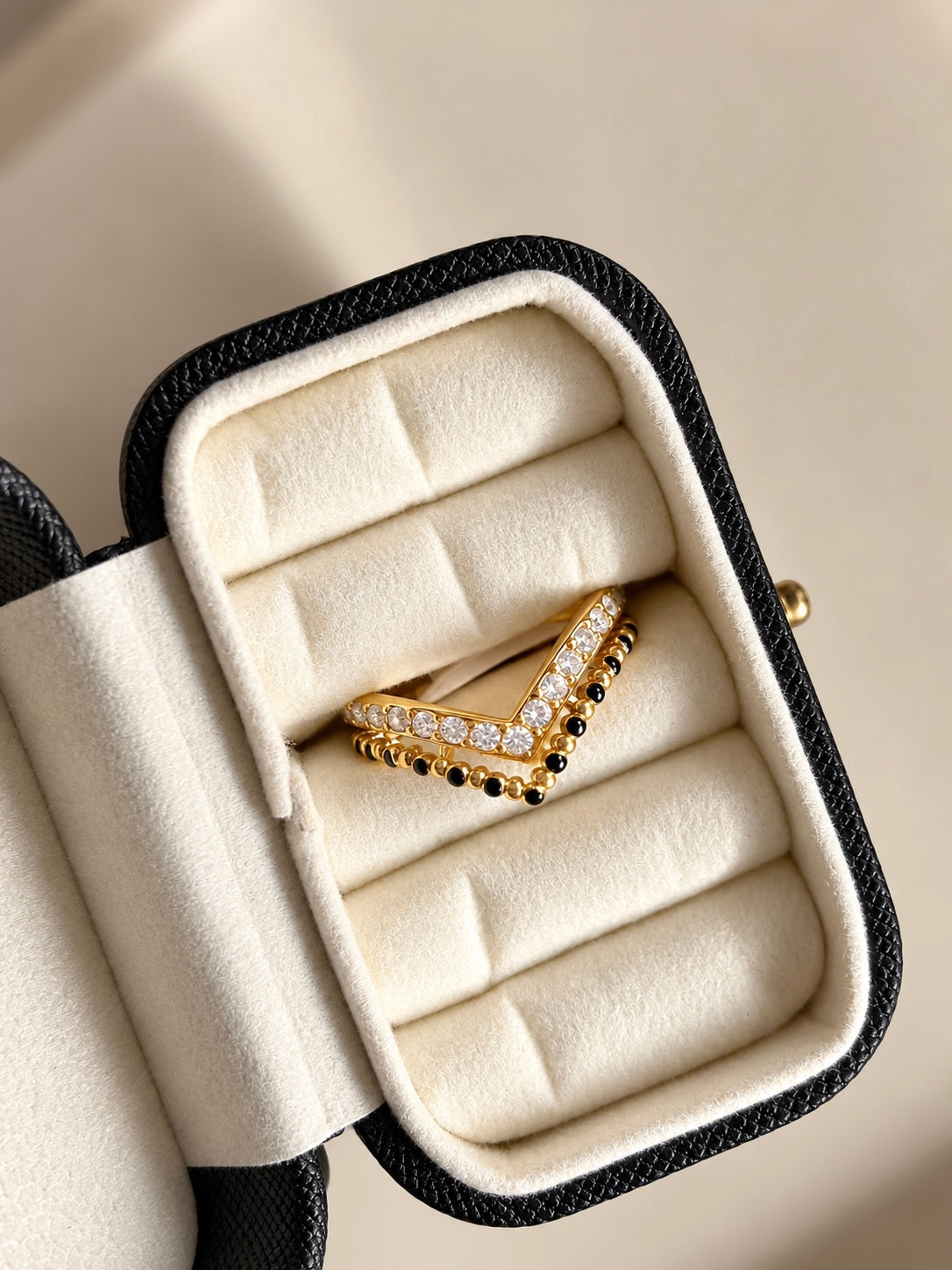 Mangalsutra V Ring