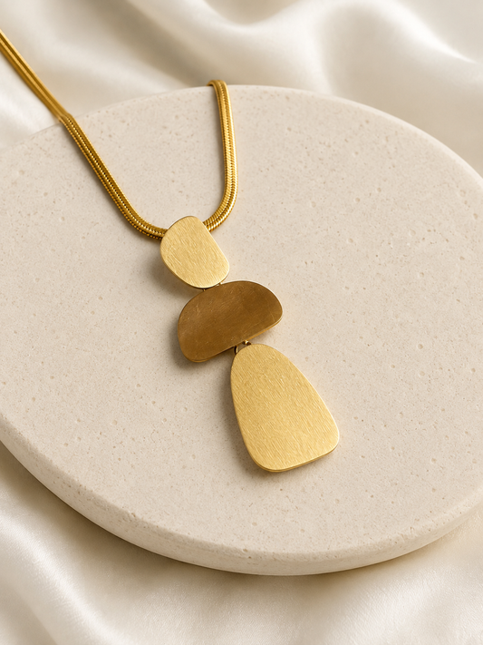 Solene Necklace