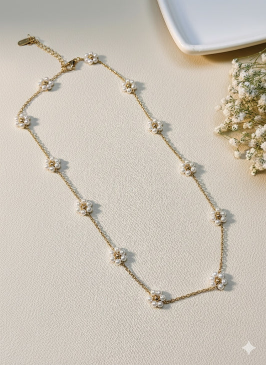 Daisy Necklace